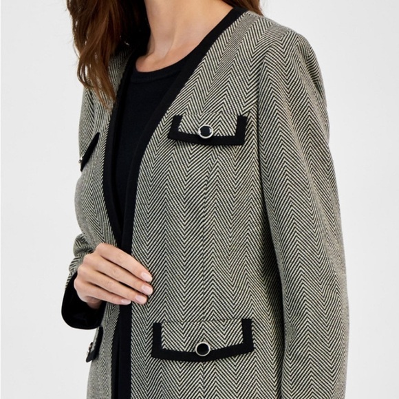 Women's Black and Gray Herringbone Jacket - Picture 2 of 5